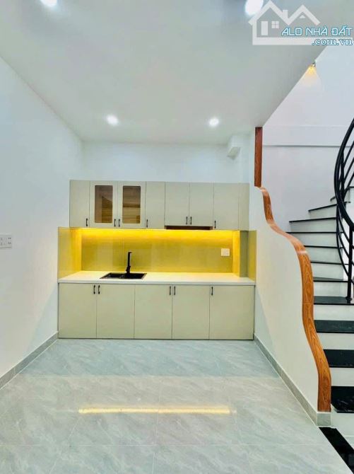 🔥 CƠ HỘI DUY NHẤT! BÁN NHÀ ĐẸP ĐIỆN BIÊN PHỦ,BÌNH THẠNH/ 40M² - SHR - HĐT 15TR/TH 3 TỶ 7 - 3