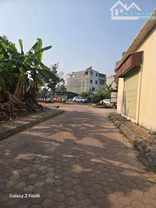 👍Bán đất Lô Góc 3 Mặt Đường Chợ Hội đô giá rẻ Bằng Đất trong ngõ . - 3