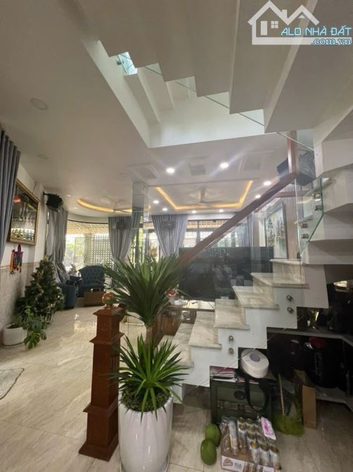 Bán góc 4 tầng, 14m x 16m, tặng nội thất, hẻm 8m Lê Đức Thọ, phường 15, Gò Vấp - 3
