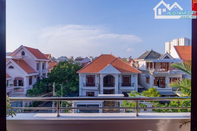 ✅Bán căn Biệt Thự cực đẹp tọa lạc khu biển bãi sau LẠC LONG QUÂN - P.2 - TPVT - Giá 26 tỷ - 4