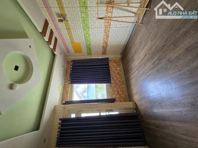 BÌNH TÂN - LÊ VĂN QUỚI - NHÀ 3 TẦNG - HẺM OTO 6M - 4