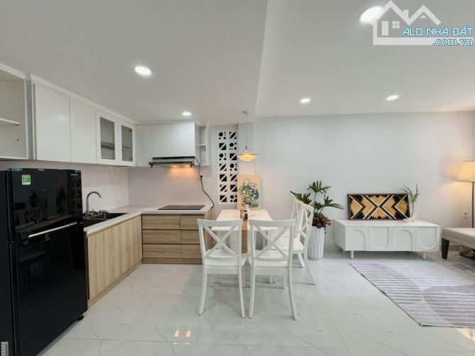 Nhà Hoàng Bật Đạt , P15 , Tân Bình , Nhà Mới ở ngay , 40m2, Giá 3.8 Tỷ TL - 4