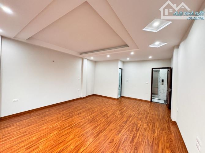 Phố Lê Trọng Tấn - Thanh Xuân - 55m2 x 7T - Thang Máy - Vỉa Hè Kinh Doanh - MT 5m - 19.5 t - 4