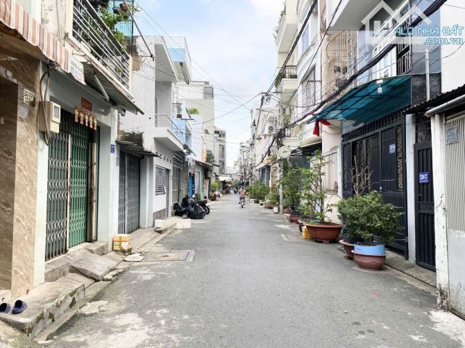Nhà hxh siêu đẹp Khuông Việt - Ngang 4.5 dài 18m - 3 tầng tiện xây mới