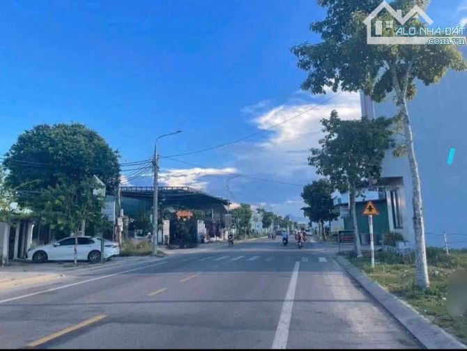 Chủ gởi đất Kdc Phú điền song song MT Nguyễn công phương nối dài , tư nghĩa quảng Ngãi