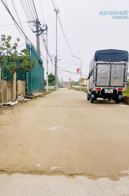 Chính chủ cần tiềnn bánn gấp đất đẹp ngõ thông Cán Khê NGuyên Khê 96m zá rẻ