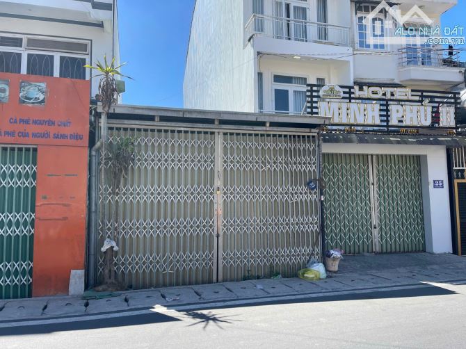 Bán Gấp Gần 100m2 Nhà Mặt Tiền Đầu Đường Trần Khánh Dư Cách Đại Học Đà Lạt Chỉ 300m
