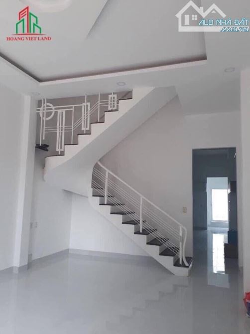 Bán nhà 1 trệt 1 lầu mặt tiền đường Nguyễn Thị Minh Khai