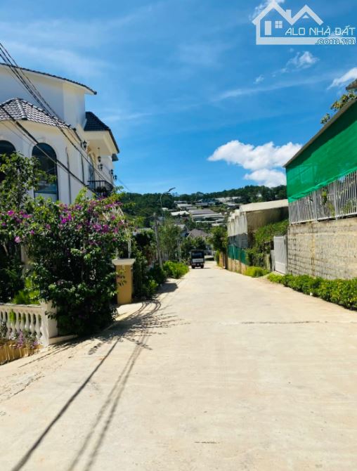 BÁN ĐẤT NGHỈ DƯỠNG TẠI TRỊNH HOÀI ĐỨC P11 ĐÀ LẠT DIỆN TÍCH RỘNG