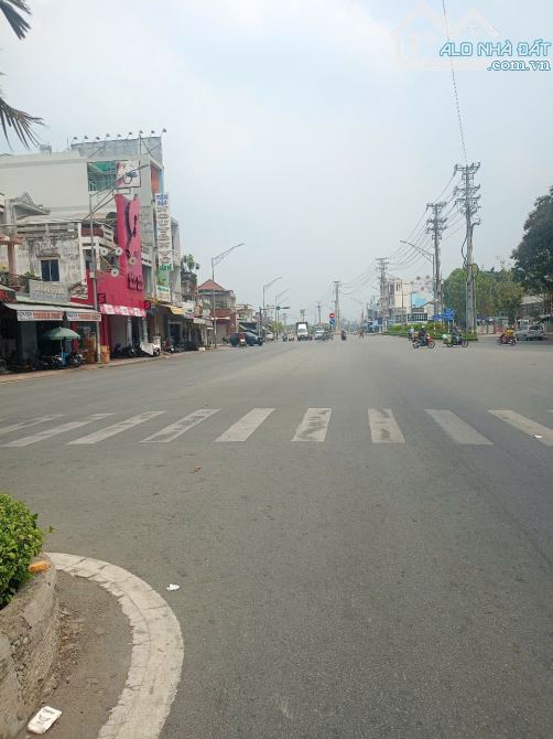 Nhà Mt đường quốc lộ 1 P2 TP Tân An tỉnh Long An