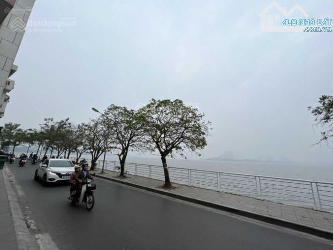 Bán nhà Thụy Khuê 150m2 ngõ ô tô vào được mặt ngõ cách hồ Tây 50m