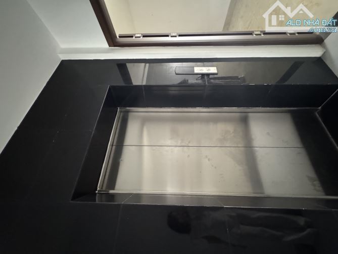 BÁN GẤP TÒA NHÀ 6 TẦNG – VĂN PHÒNG KẾT HỢP CĂN HỘ NGAY TRUNG TÂM HẢI CHÂU. ĐÀ NẴNG