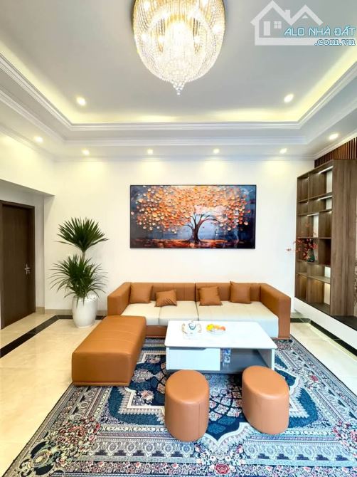 BÁN NHÀ PHÂN LÔ VIP VƯƠNG THỪA VŨ – Ô TÔ TRÁNH – KD SẦM UẤT – 60M²x6T, THANG MÁY, 15.5 tỷ