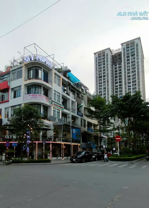Mon City - Hàm Nghi 102m2-7T- TM, vỉa hè KD, ô tô tránh, NT đỉnh, giá 43.tỷ 5