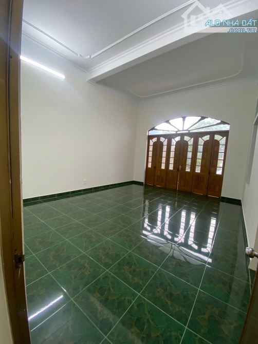 Bán nhà mặt 3 tầng, 216m2 mặt đường Hùng Vương, Hồng Bàng, Hải Phòng - 11