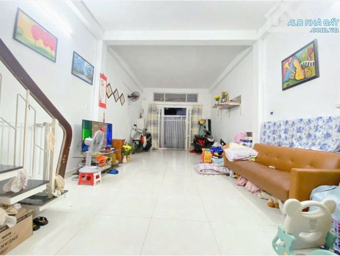 Bán nhà Lê Quang Định, P11, 45m2, 4.9 tỉ tl - 1