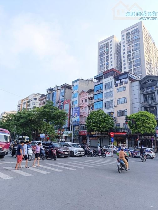 SIÊU PHẨM TOÀ VĂN PHÒNG 9 TẦNG PHỐ NGUYỄN HOÀNG, QUẬN CẦU GIẤY DT 120M x MT 7M, GIÁ 82.8TỶ - 1