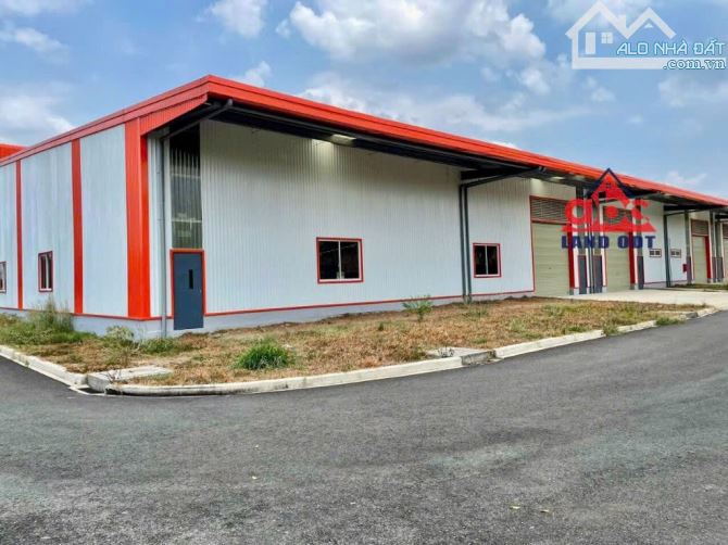 Cho thuê nha xưởng tổng Dtich 16.500m2 . Giá chỉ 3.5uúd/m2 .Pccc tự động .Trong KCN . - 1