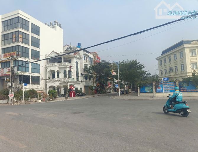 Đất Minh Khai 115m2-MT8m, kinh doanh, 2 thoáng đường ô tô, giá 9.45 tỷ - 1