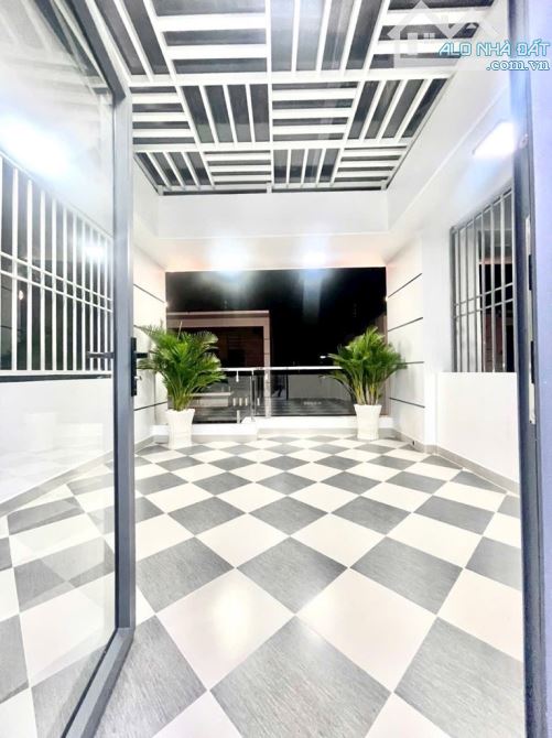 NHÀ MỚI ĐẸP HIỆN ĐẠI ĐƯỜNG HUỲNH TẤN PHÁT KHU THE SUN SÀI GÒN MỚI THỊ TRẤN NHÀ BÈ ( Cạnh P - 12