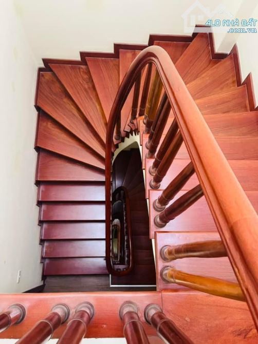 NHÀ ĐẸP PHÂN LÔ, 20M Ô TÔ, 2 THOÁNG, HOÀNG QUỐC VIỆT, 44M, 11.3 TỶ - 2
