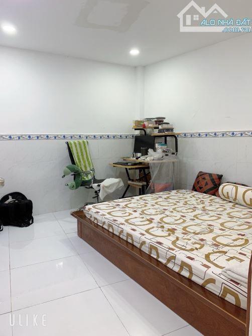 Chủ cần tiền bán gấp nhà đẹp sát Q1, 4,3 x 17m - 7,5Tỷ. - 2