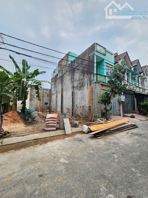 Nhà sổ riêng 1trệt 2lầu KDC gần vòng xoay An Phú, 3 phòng ngủ p.An Phú Thuận An HTL5780 - 2