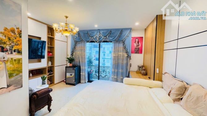 Bán nhà phố Chùa Láng Kinh Doanh ô tô tránh Lô góc 44m, mt 5m bán 18tỷ nhà 5 tầng - 1