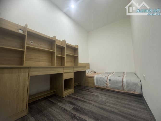Bán nhà TT phố Lương Khánh Thiện Dt sử dụng 65m2 2 ngủ 2 Vs Giá 2,8 tỷ - 2