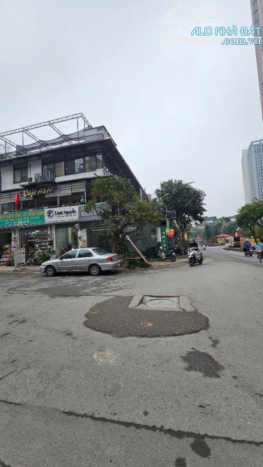 Bán gấp nhà riêng 210m2 MT 30m BT-LK KĐT Văn Khê,La Khê,HĐ. Lô góc 3mặt thoáng.Giá 55ỷ555 - 2