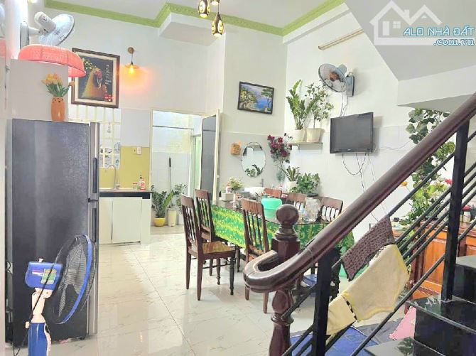 Bán Gấp Nhà 2 Tầng -Đ.Trần Xuân Soạn ,P.Tân Hưng ,Quận 7 ,56m2, Nhĩnh 5 Tỷ(TL) - 2