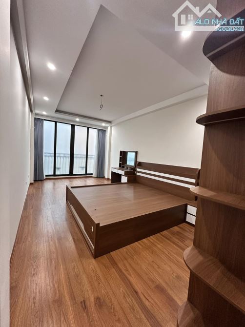 (Thang Máy) Bán nhà phân lô Vân Canh Hoài Đức 45mx5T oto tránh vỉa hè Kinh Doanh  9 tỷ - 2
