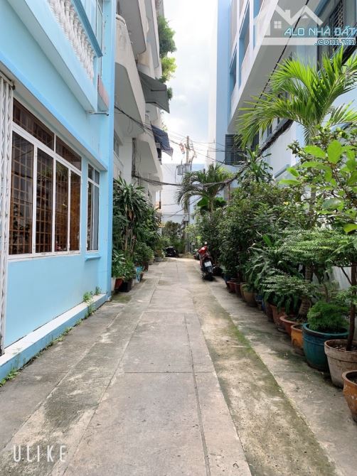 Chủ cần tiền bán gấp nhà đẹp sát Q1, 4,3 x 17m - 7,5Tỷ. - 3