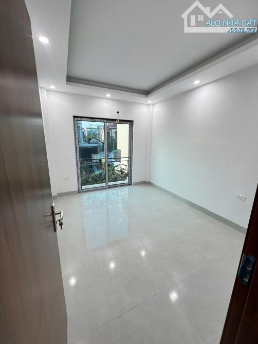 Bán nhà mới tinh, 10m ra đường ô tô tránh, ô tô đỗ đầu ngõ ngày đêm tại Đan Khê - Di Trạch - 3