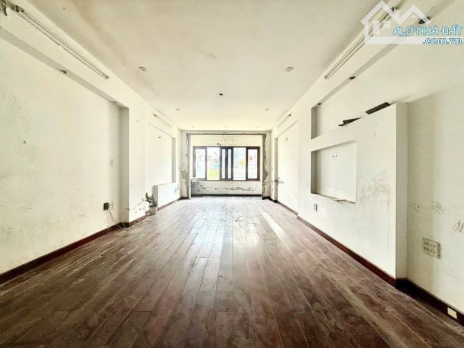 SIÊU HÓT‼🏡 5 TẦNG, 5 MÊ - MẶT TIỀN ĐƯỜNG LÊ ĐỘ 10M5 - VỊ TRÍ KINH DOANH VÍP, SẦM UẤT NHẤT - 3