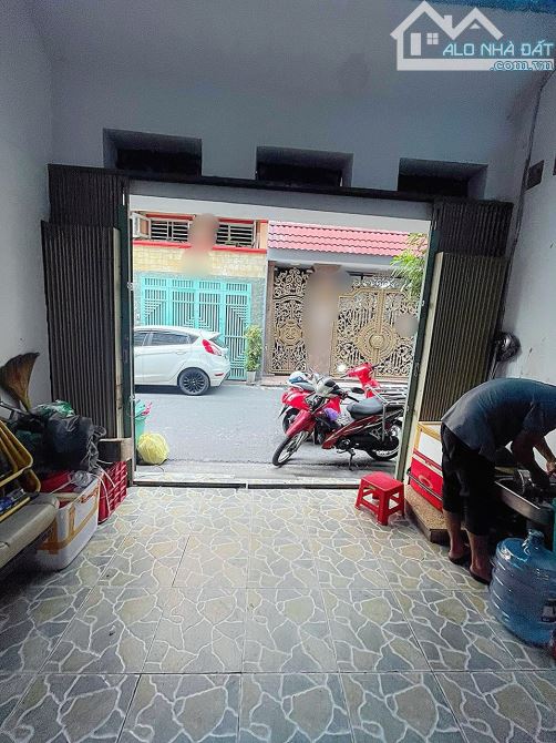 Tân Bình hẻm xe hơi, ô tô thông Cộng Hoà Phường 4 107m2 4 tầng 6pn chỉ 20 tỷ xíu - 3