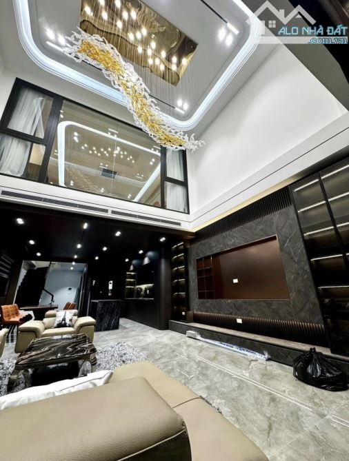 Bán nhà Võ Chí Công, dt47m, 6 tầng thang máy, gần ô tô, gần phố - 3