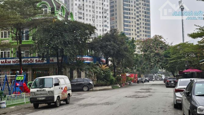 Chính chủ bán đất DV Cây Quýt, La Khê,HĐ vị trí kinh doanh, đất đẹp phong thủy. Giá 12tỷ9 - 3
