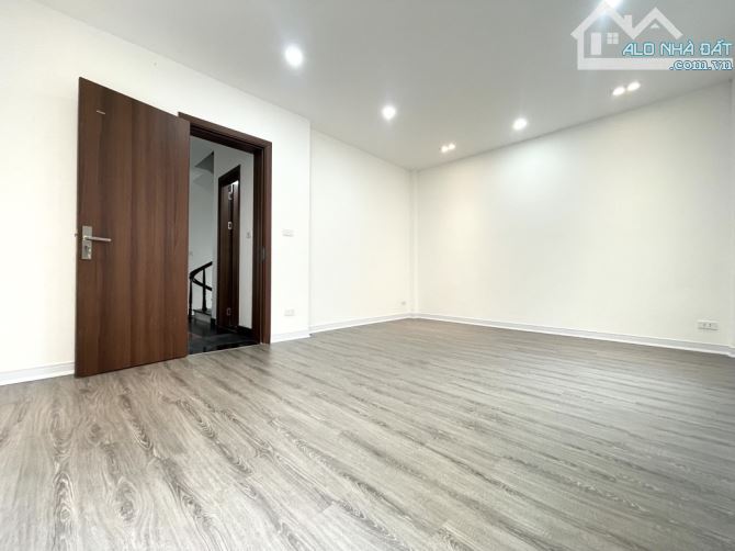 BÁN NHÀ NGÕ RỘNG, NÔNG, PHỐ HOÀNG HOA THÁM, DT 55m2 - 4