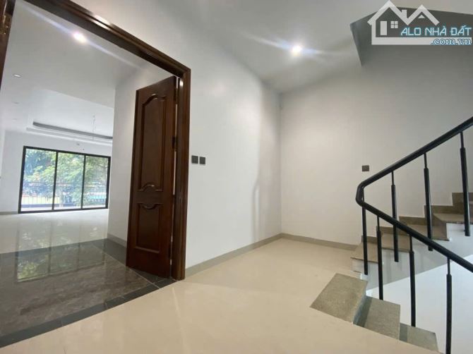 7 TẦNG THANG MÁY, PHÂN LÔ VỈA HÈ - Kinh Doanh - 4