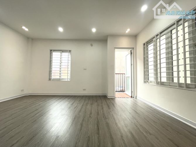 BÁN NHÀ NGÕ RỘNG, NÔNG, PHỐ HOÀNG HOA THÁM, DT 55m2 - 5