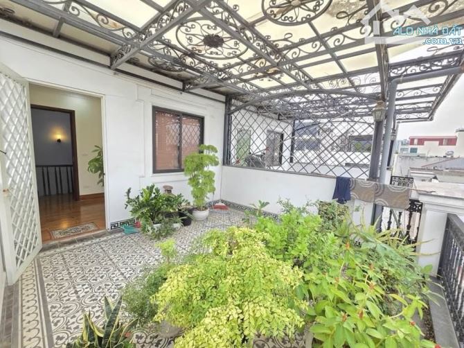 137triệu/m2 Láng, 30m ra phố, Ngõ thông phố lớn, sân rộng, nhà đẹp, DT 69m2 * chỉ 9,5 tỷ - 5