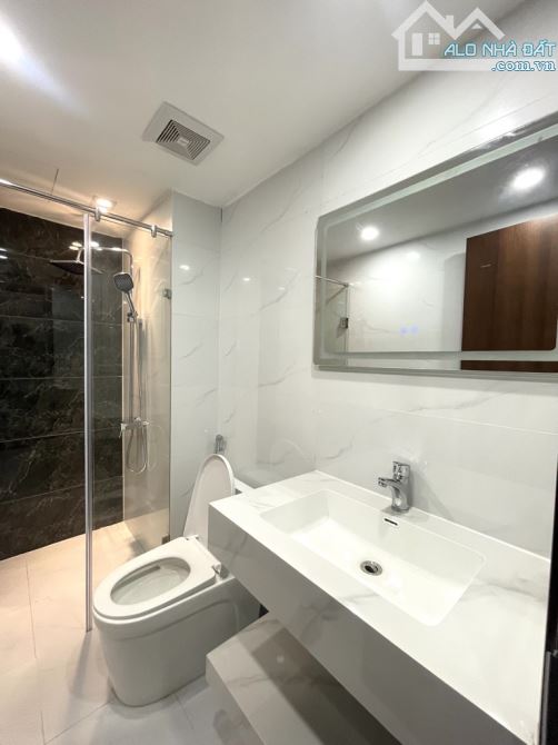 BÁN NHÀ NGÕ RỘNG, NÔNG, PHỐ HOÀNG HOA THÁM, DT 55m2 - 6