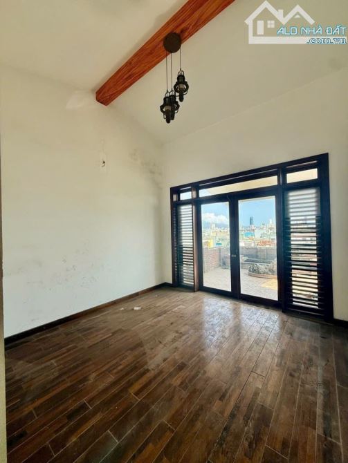 SIÊU HÓT‼🏡 5 TẦNG, 5 MÊ - MẶT TIỀN ĐƯỜNG LÊ ĐỘ 10M5 - VỊ TRÍ KINH DOANH VÍP, SẦM UẤT NHẤT - 6