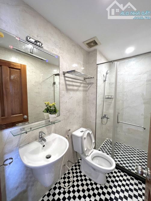 Căn hộ 1PN cao cấp, free phí quản lí, dịch vụ dọn phòng ngay sân bay TSN - 8