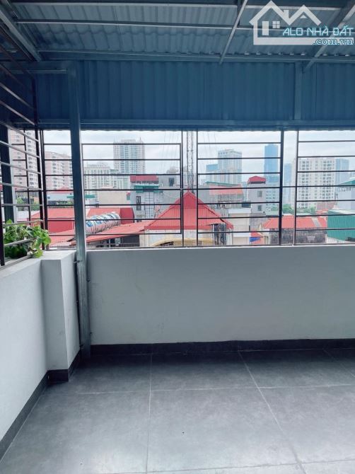 BÁN CCMN DÒNG TIỀN DỊCH VỌNG 73M -7 TẦNG -18P -3 BƯỚC RA PHỐ -SỔ NỞ HẬU 18.8 TỶ - 8