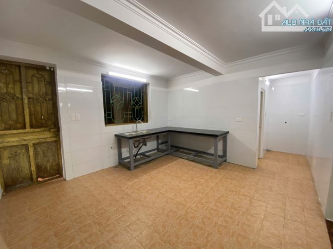Bán nhà mặt 3 tầng, 216m2 mặt đường Hùng Vương, Hồng Bàng, Hải Phòng - 9