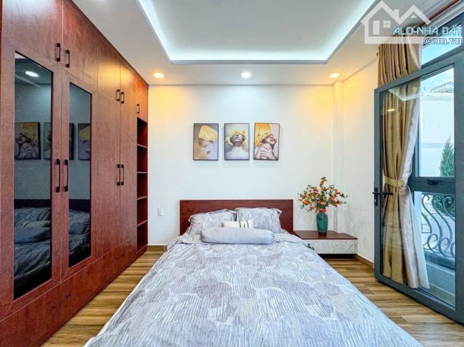 BÁN NHÀ HẺM NGUYỄN THỊ THẬP 60m2 (5x12) 9Tỷ3 - 9