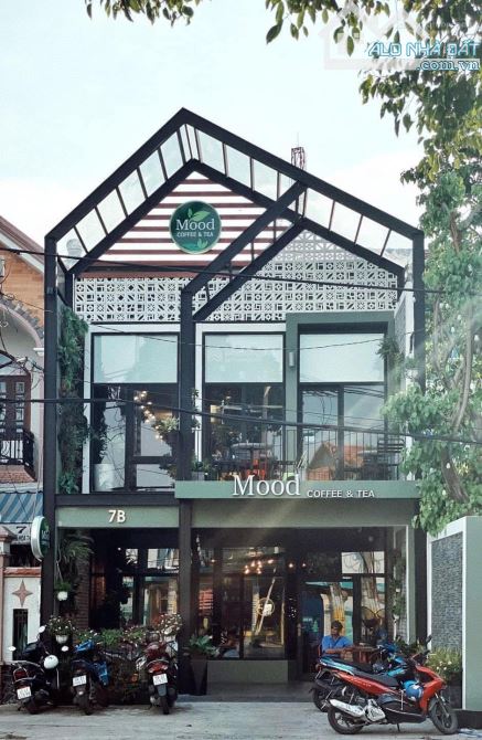 Cần bán gấp nhà mặt phố Nguyễn Thái Học, Ba Đình - 220m2 x 2t, giá bán đất - mt 6,8m