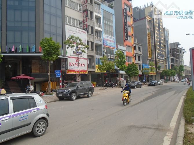 Mặt Phố Nguyễn Hoàng 78m2  - 5 Tầng Thang Máy - Vỉa Hè Thênh Thang - Chỉ 39 tỷ